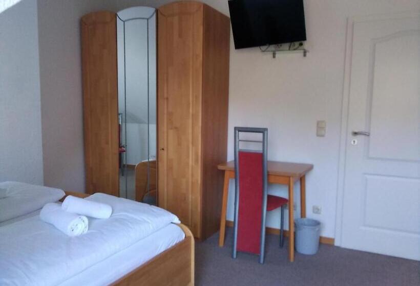 膳宿费 Gästehaus Helbighof