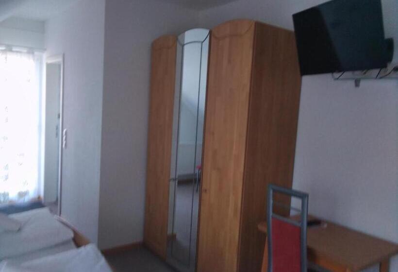 膳宿费 Gästehaus Helbighof