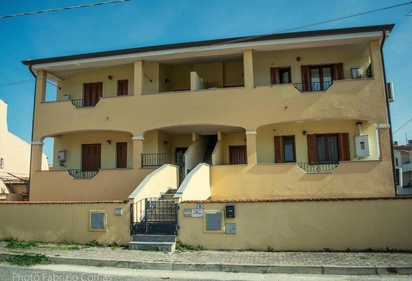 بنسيون La Rosa Affittacamere