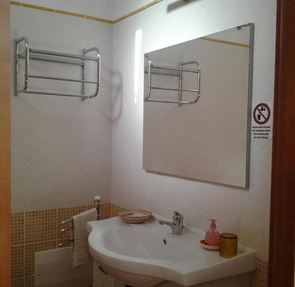 بنسيون La Rosa Affittacamere