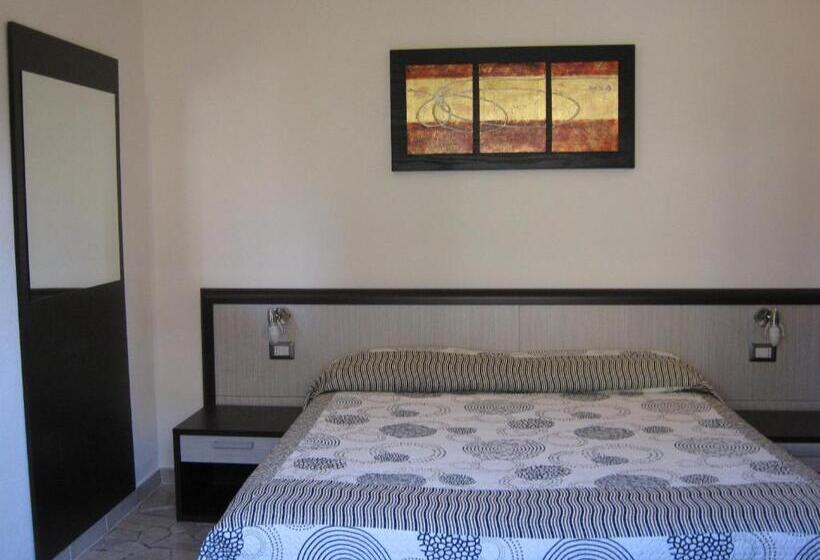 بنسيون La Rosa Affittacamere