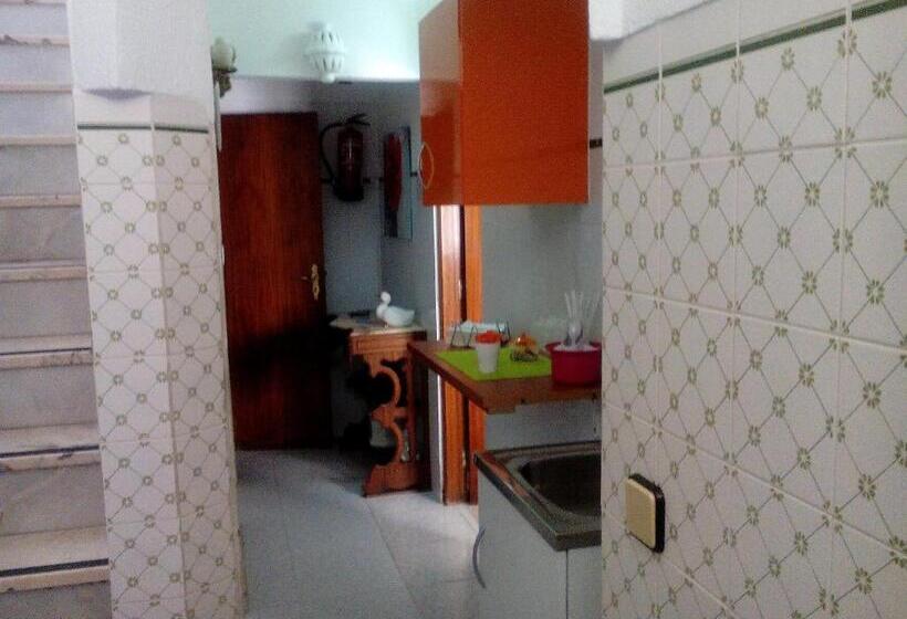 بنسيون Residência Matos Pereira