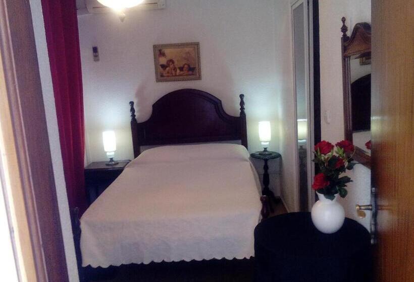 بنسيون Residência Matos Pereira