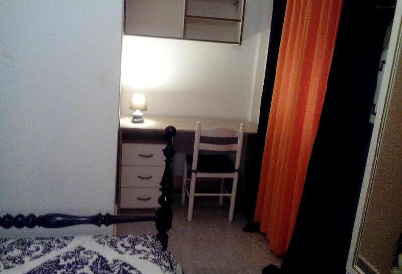 بنسيون Residência Matos Pereira