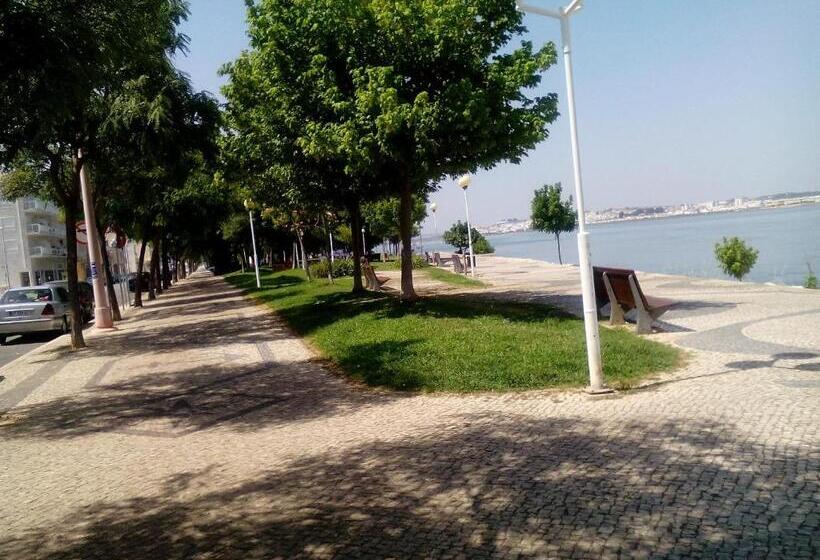 بنسيون Residência Matos Pereira