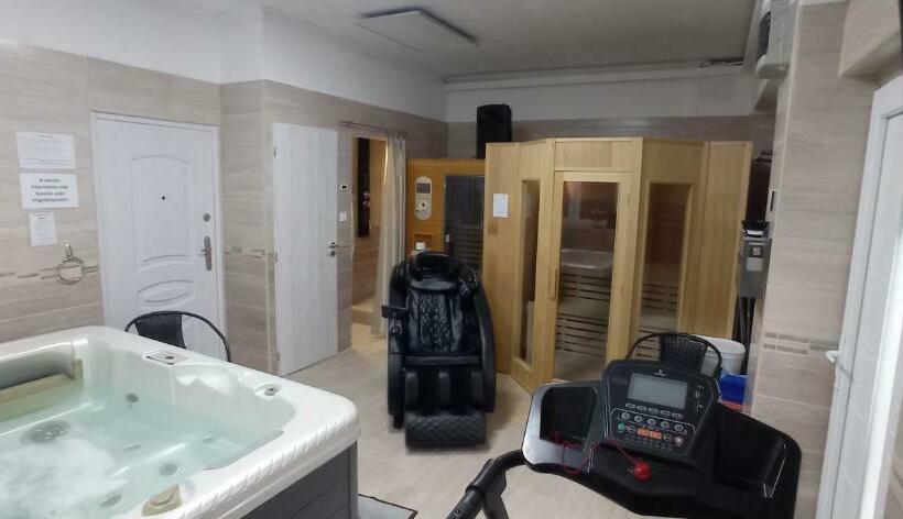 بنسيون Robitel Wellness Vendégház Veszprém Gyulafirátót