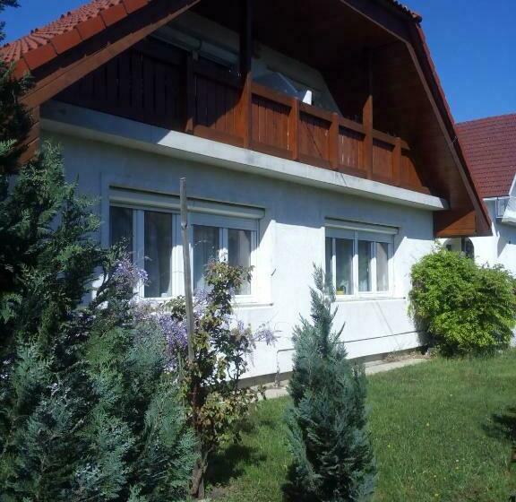 بنسيون Robitel Wellness Vendégház Veszprém Gyulafirátót