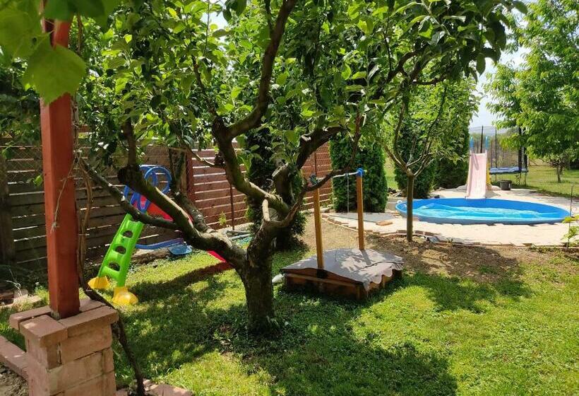 بنسيون Robitel Wellness Vendégház Veszprém Gyulafirátót