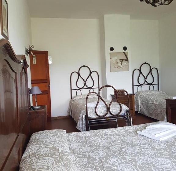 بنسيون San Martino Country Villa B&b