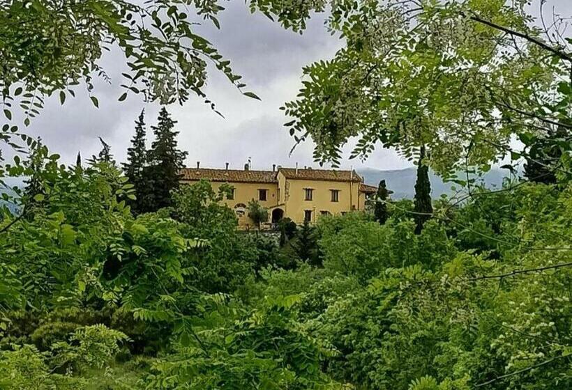 بنسيون San Martino Country Villa B&b