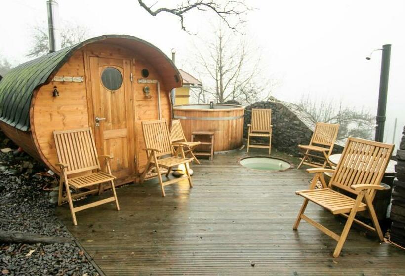 ペンション Ubytovanie Klinger   Chata Nad Jazerom