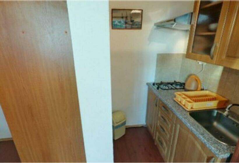 膳宿费 Vila Strážan