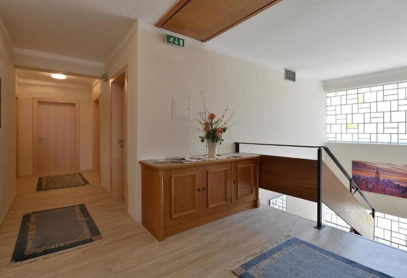 Pension Schenkenfelder