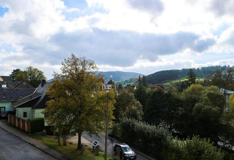 Pension Zur Wartburg