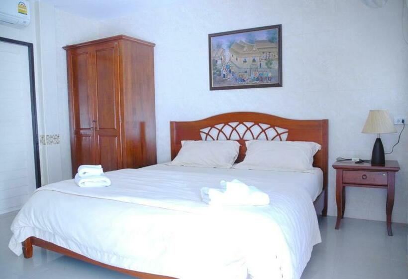 リゾートホテル Thararin Villa