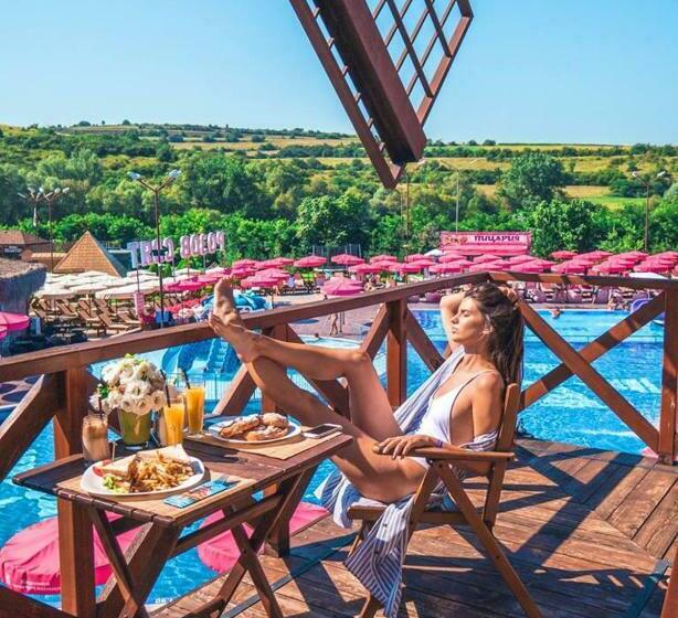 منتجع The Wind Mills Hydropark