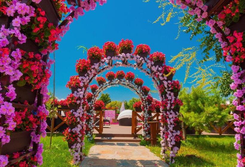 منتجع The Wind Mills Hydropark