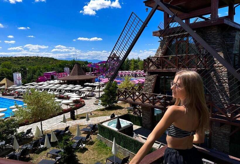 منتجع The Wind Mills Hydropark