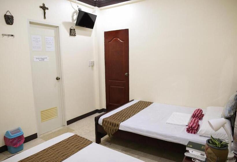 Sascha S Resort Oslob