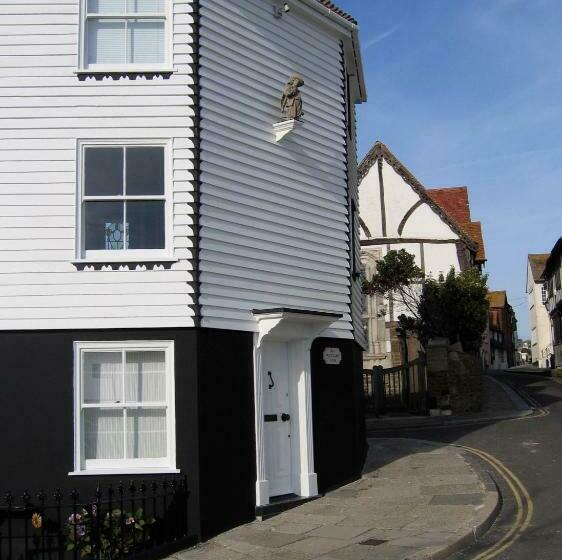 The Cavalier House B&b