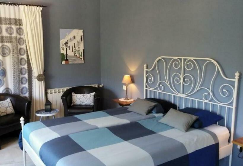 Villa Morera Bed & Breakfast