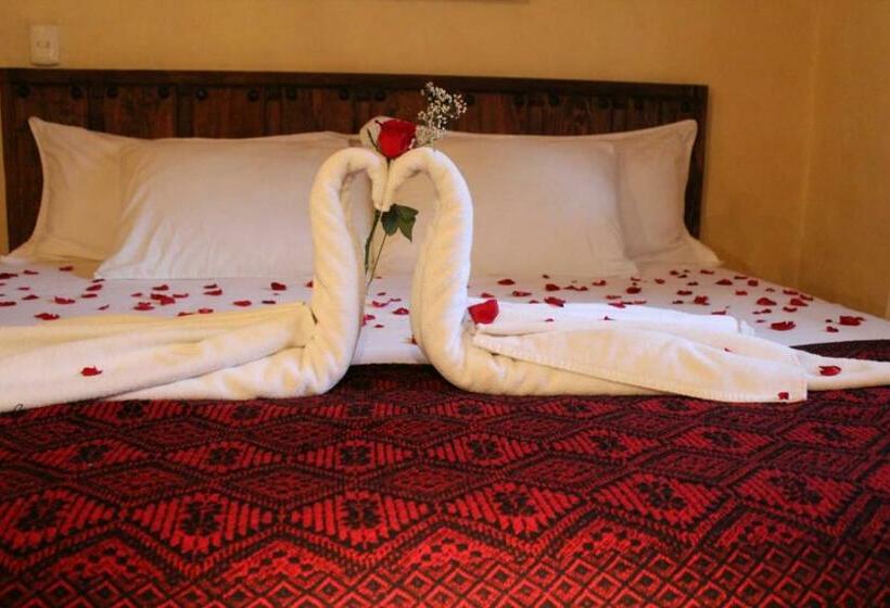 호스텔 Meson Luna Sacra