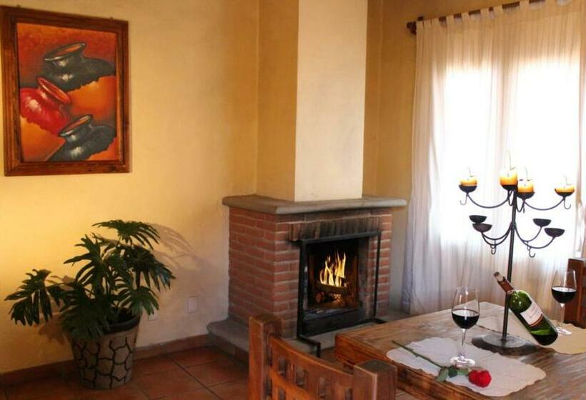 호스텔 Meson Luna Sacra