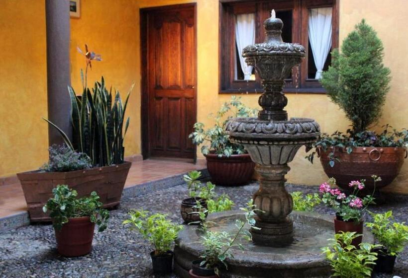 호스텔 Meson Luna Sacra