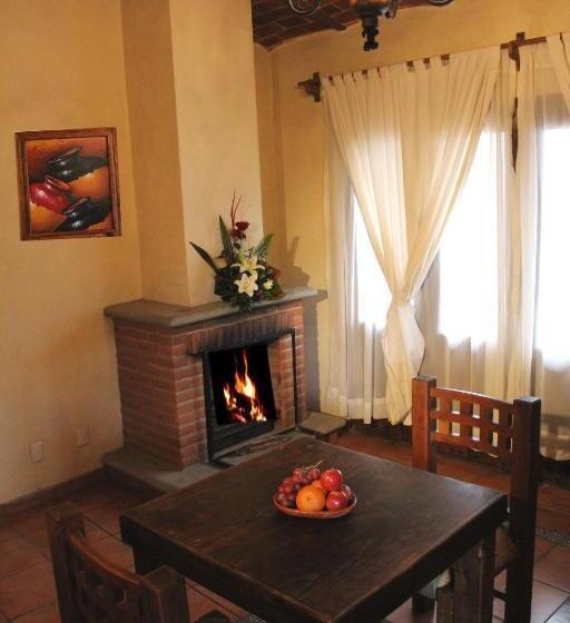 호스텔 Meson Luna Sacra