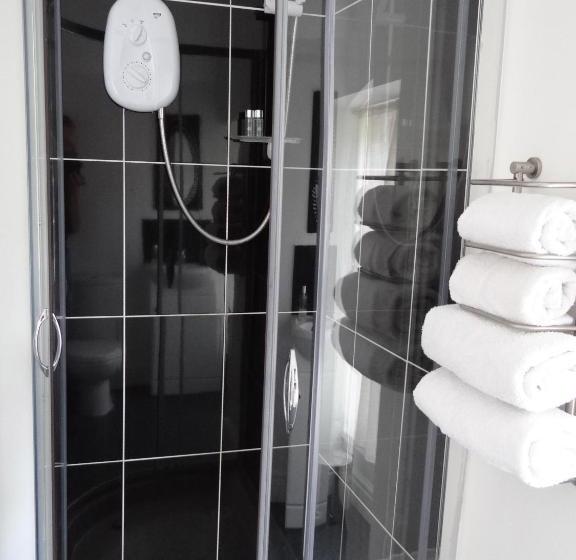 旅馆 The Dundry Inn