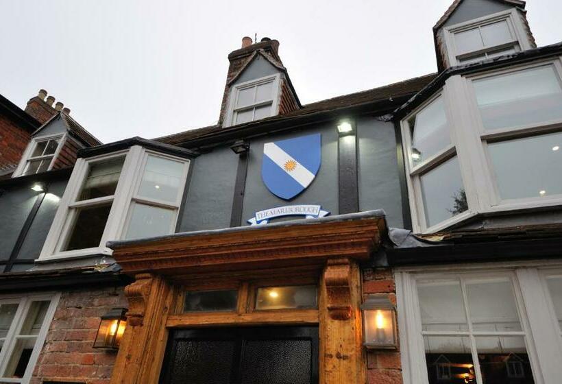 הוסטל The Marlborough