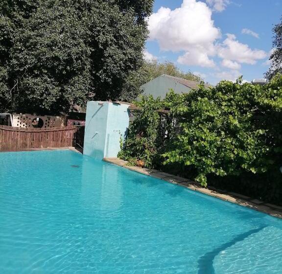 مبيت وإفطار Anker Guesthouse