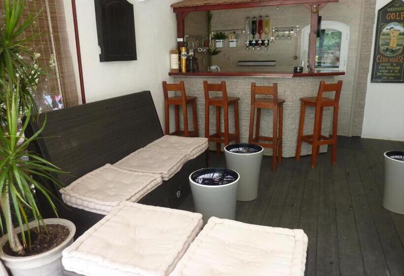 Chez Isabelle Et Guy B&b