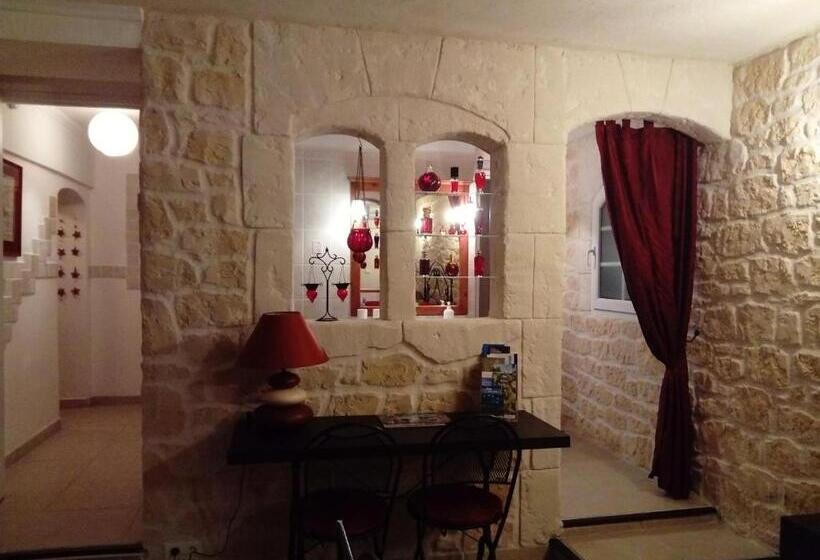 Chez Isabelle Et Guy B&b