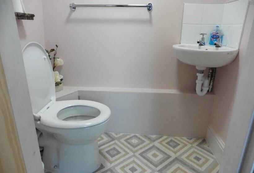 Hillside Bed And Breakfast