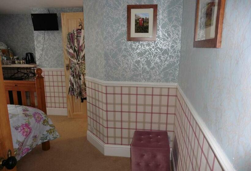 Hillside Bed And Breakfast