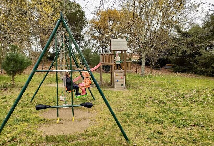 Отель Casa Das Palmeiras Pedagogic Farm