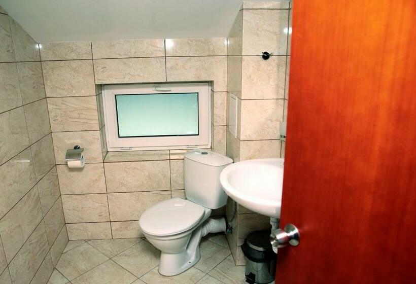 ホテル Chernomorets