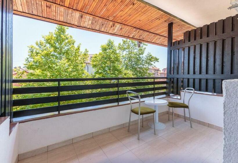 ホテル Chernomorets