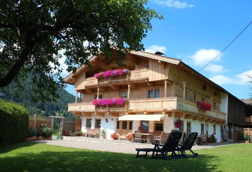 Отель Ferienhof Haindlbauer