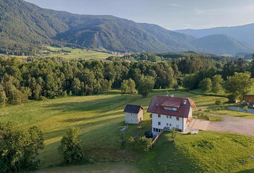 בית מלון כפרי Moarberg