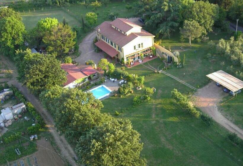 فندق Tenuta Poggio Alla Farnia