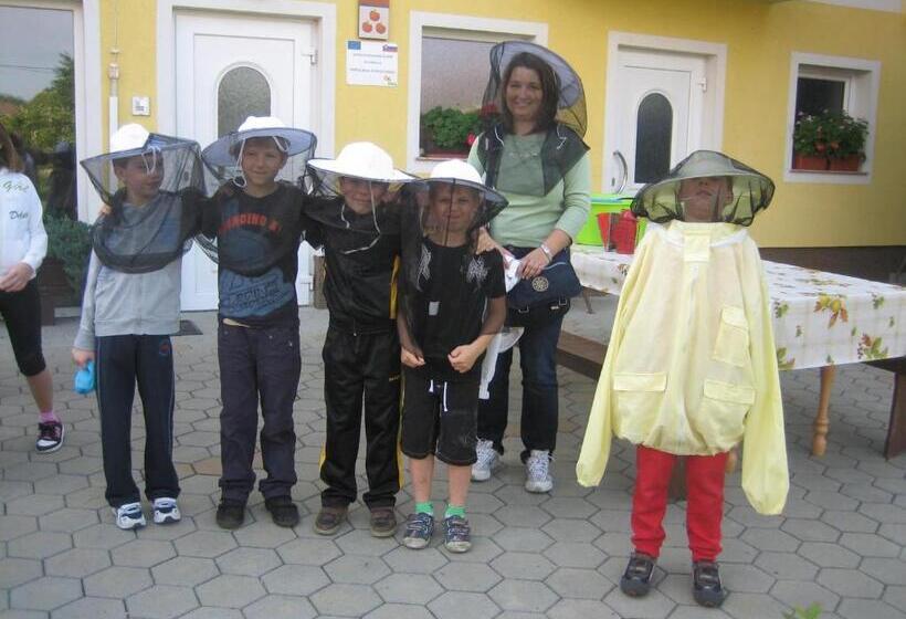 هتل Tourist Farm šalamun