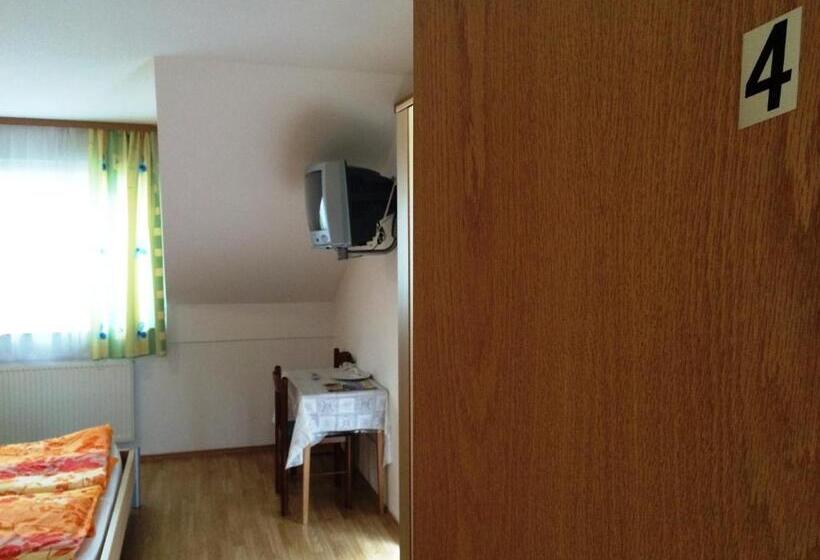 هتل Tourist Farm šalamun