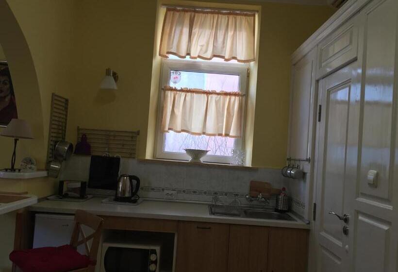 ペンション Art Studios Elsor