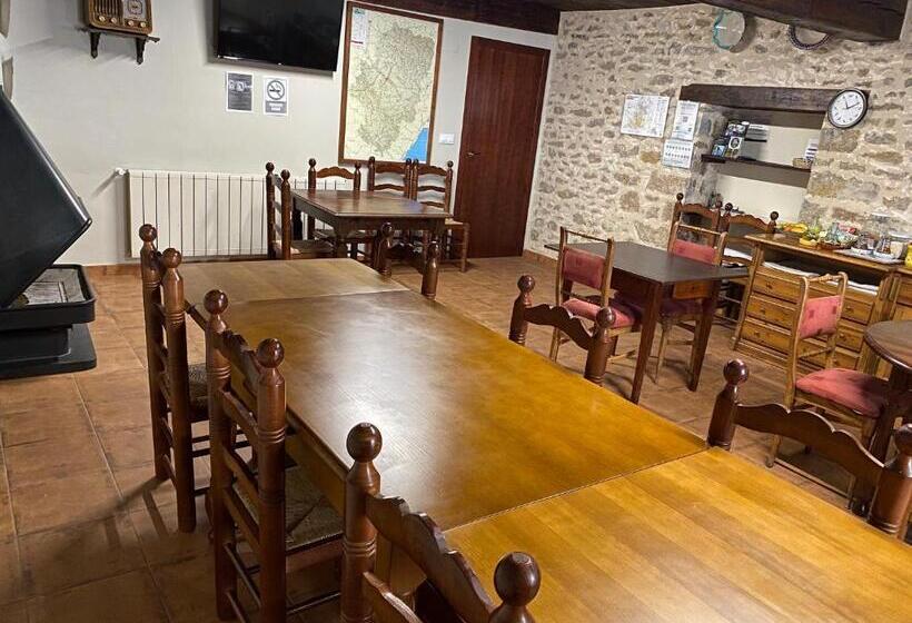 פנסיון Casa Sara