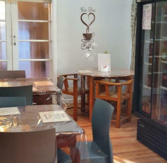 ペンション Garden Corner Guesthouse