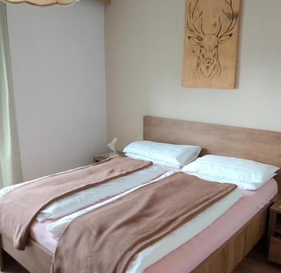 ペンション Garni Hattlerhof B&b