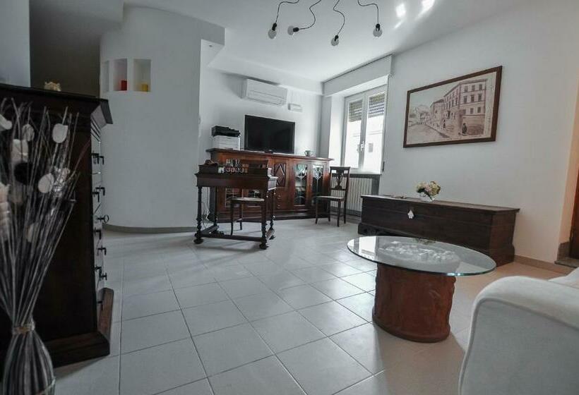 פנסיון Giorgia Tassi Affittacamere