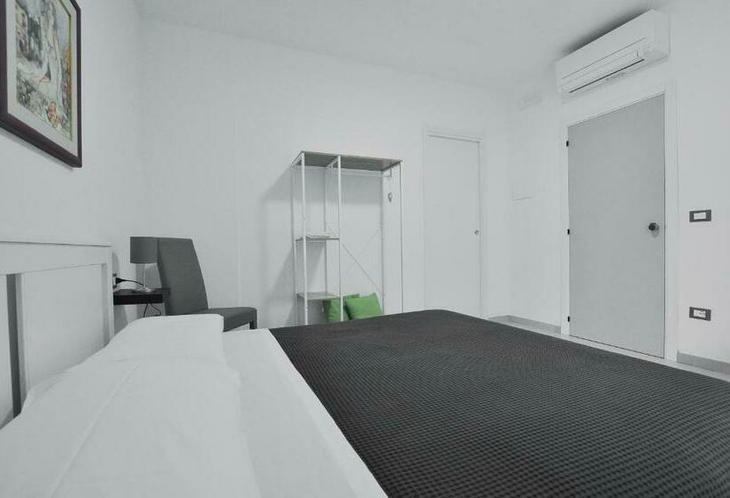 פנסיון Giorgia Tassi Affittacamere